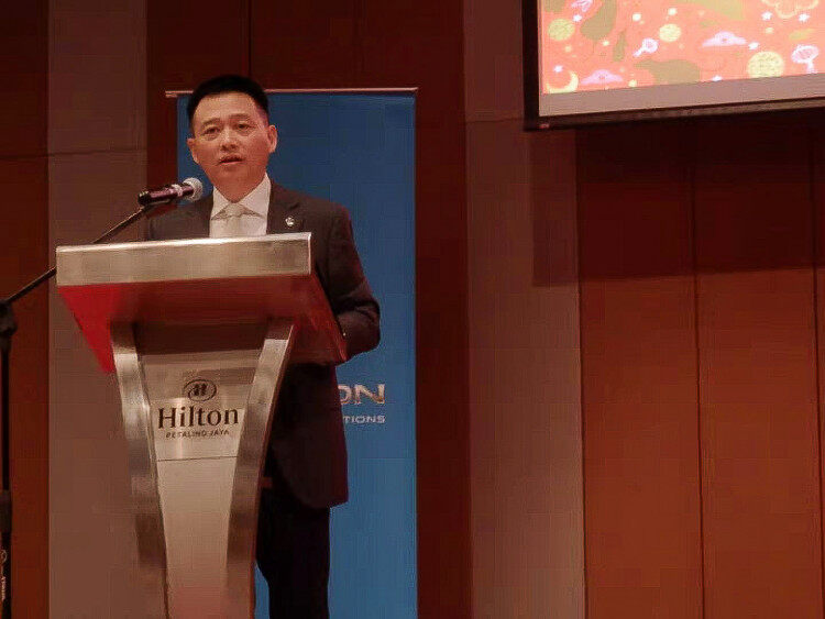 李春荣表示,宝腾将把今年销量提高到13万2000辆。 李春荣表示,宝腾将把今年销量提高到13万2000辆。