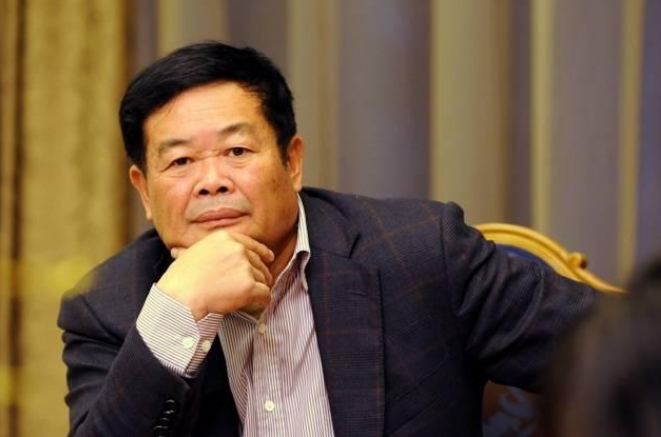 曹德旺吐槽新能源:累积泡沫浪费钱,自己却买了比亚迪汉 曹德旺吐槽新能源:累积泡沫浪费钱,自己却买了比亚迪汉