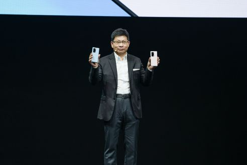 售价17999元起 新一代折叠旗舰华为Mate X2发布 售价17999元起 新一代折叠旗舰华为Mate X2发布